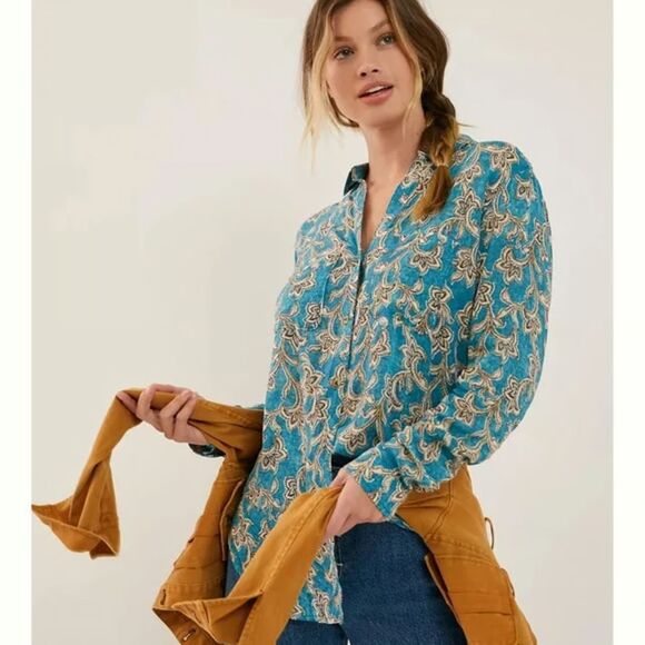 Pilcro Tops - Pilcro Anthropologie "Lelani" Blue & Cream FloralPasley Button Down Blouse sz 1X